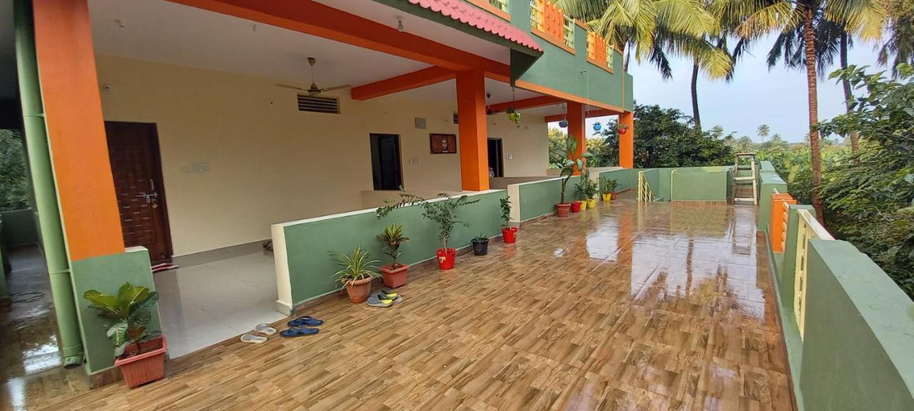 Saptami Hampi Homestay Екстериор снимка