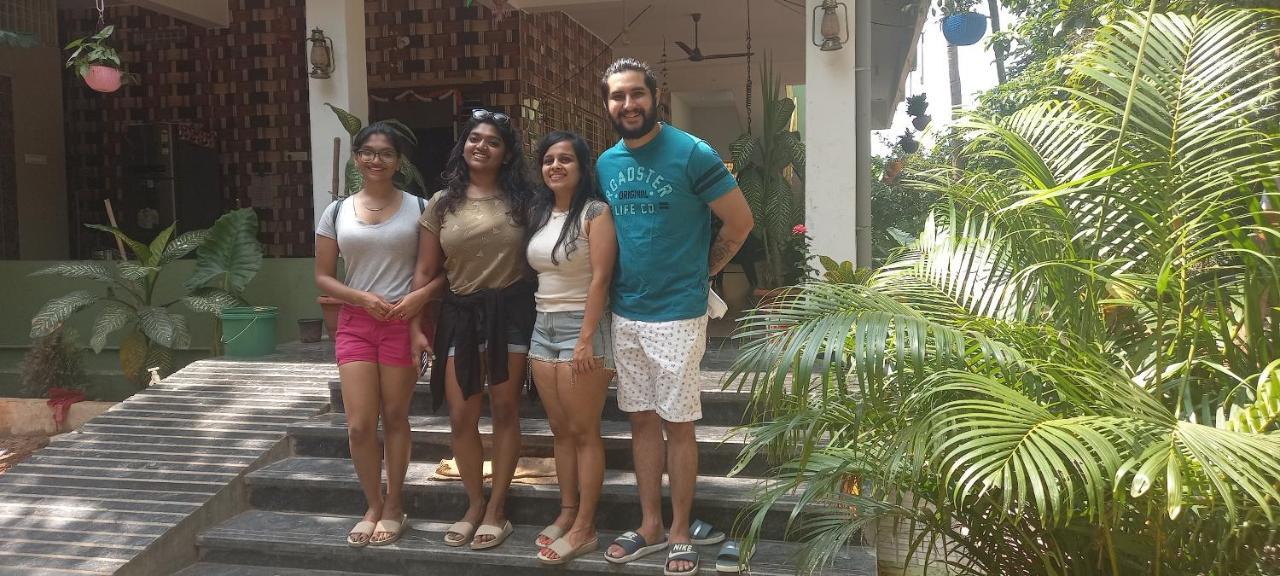 Saptami Hampi Homestay Екстериор снимка